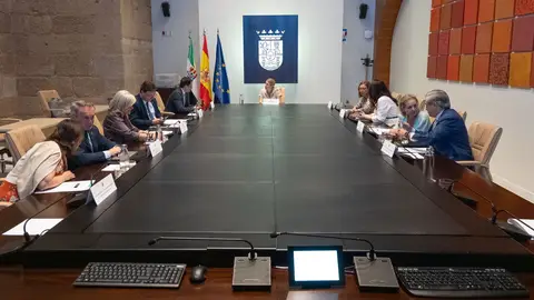 Luz verde en el Consejo de Gobierno a 57 millones para empleo y a la creación de 233 nuevas plazas laborales de TEI Luz verde en el Consejo de Gobierno a 57 millones para empleo y a la creación de 233 nuevas plazas laborales de TEI