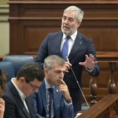 El Presidente del Gobierno de Canarias, Fernando Clavijo durante un pleno en el Parlamento de Canarias El Presidente del Gobierno de Canarias, Fernando Clavijo durante un pleno en el Parlamento de Canarias