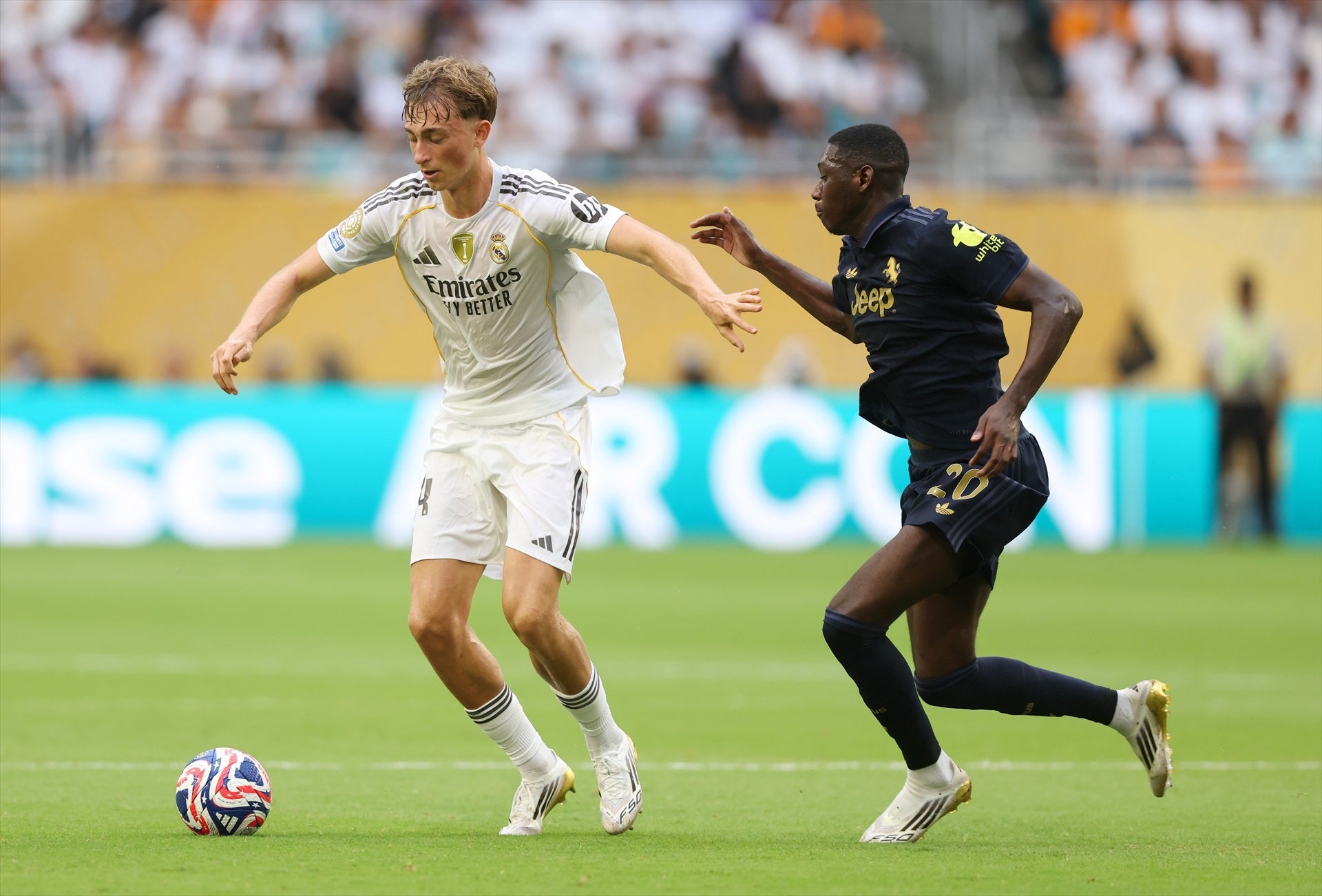 Por qué Huijsen no juega ante el PSG: ¿Podrá jugar la final si el Real Madrid se clasifica? Por qué Huijsen no juega ante el PSG: ¿Podrá jugar la final si el Real Madrid se clasifica?
