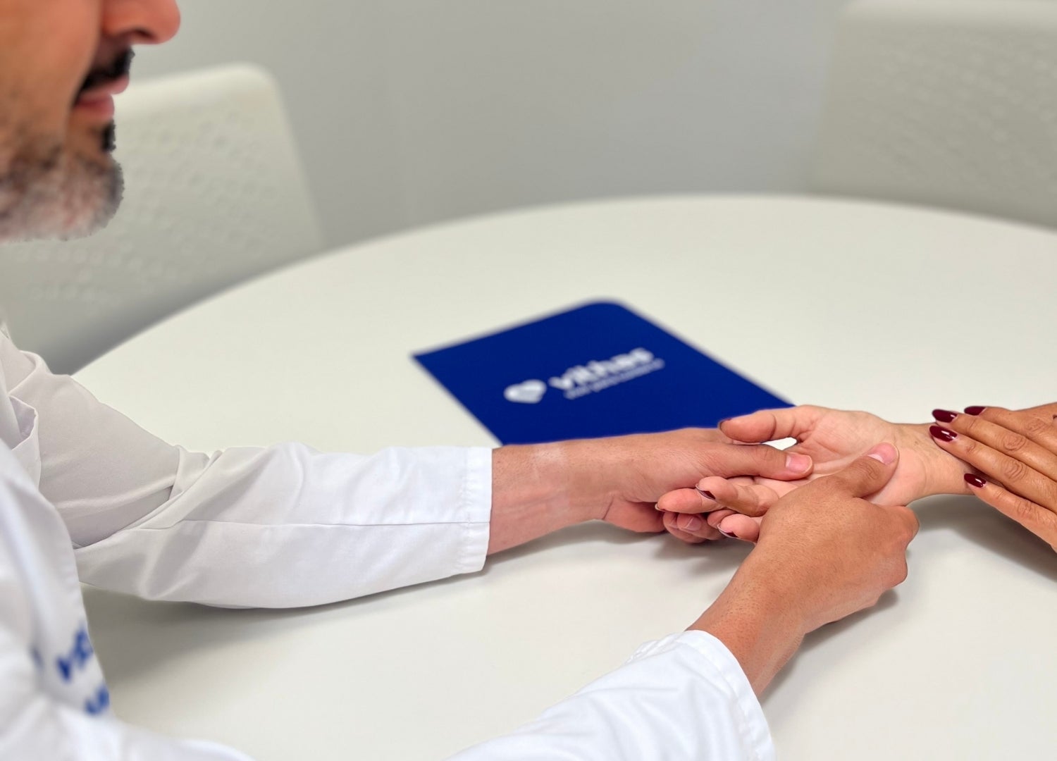 El Hospital Vithas Xanit Internacional inaugura una nueva Unidad de Hiperhidrosis para tratar la sudoración excesiva El Hospital Vithas Xanit Internacional inaugura una nueva Unidad de Hiperhidrosis para tratar la sudoración excesiva