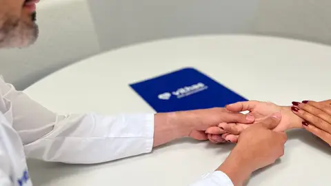 El Hospital Vithas Xanit Internacional inaugura una nueva Unidad de Hiperhidrosis para tratar la sudoración excesiva El Hospital Vithas Xanit Internacional inaugura una nueva Unidad de Hiperhidrosis para tratar la sudoración excesiva