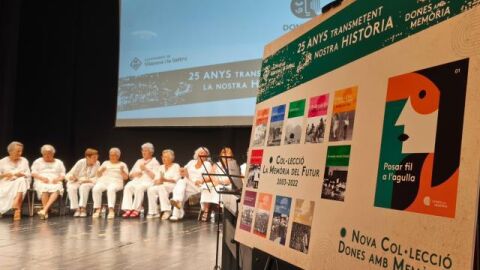 25 anys Dones amb mem&ograve;ria