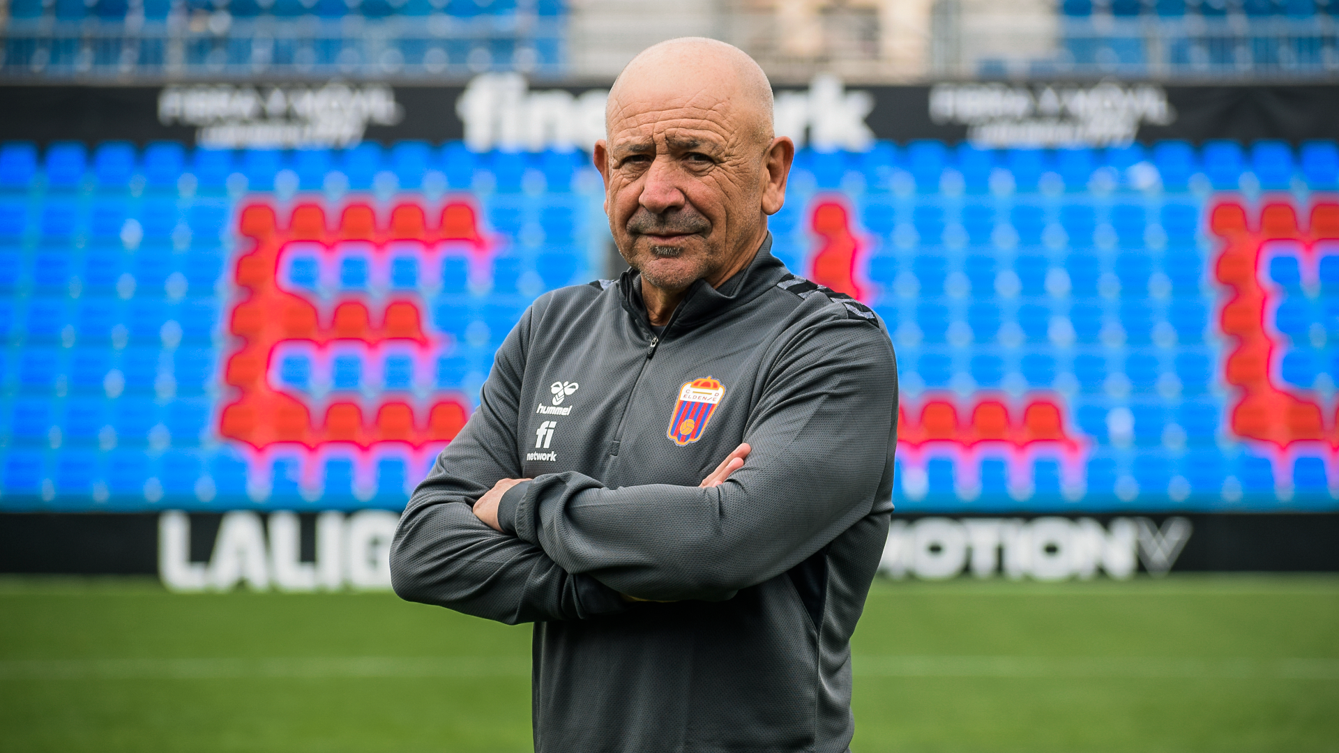 El Eldense quiere llenar el Nuevo Pepico Amat ante el Murcia... con Claudio Barragán en el banquillo El Eldense quiere llenar el Nuevo Pepico Amat ante el Murcia... con Claudio Barragán en el banquillo