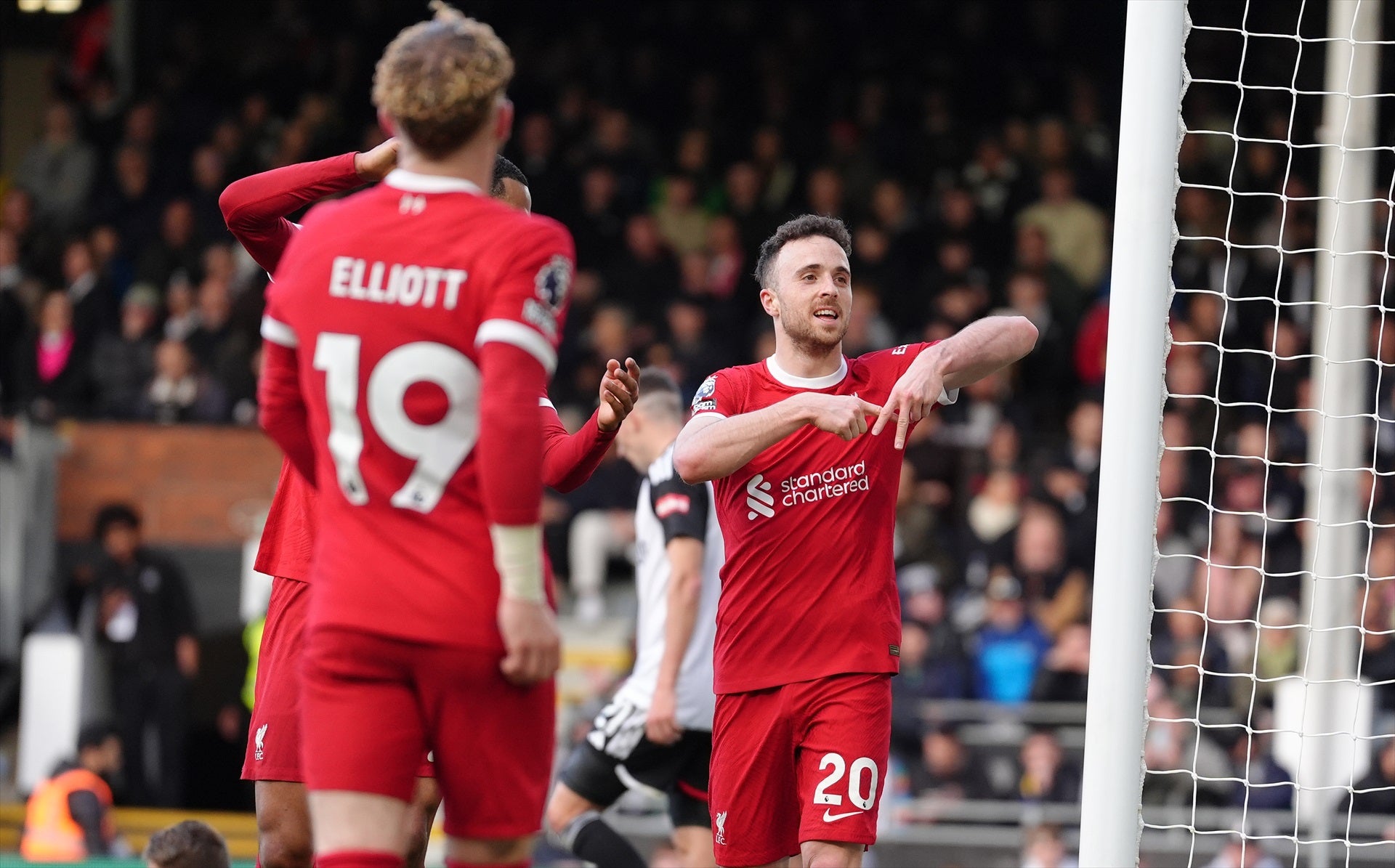 El testimonio de dos camioneros sobre el accidente de Diogo Jota que da un giro al caso y contradice a la Guardia Civil El testimonio de dos camioneros sobre el accidente de Diogo Jota que da un giro al caso y contradice a la Guardia Civil