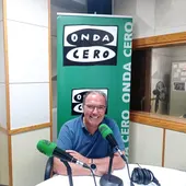 Juan Luis Misis muestra en La Alhóndiga su exposición "Segovia vacía, Segovia con vida", 44 fotografías que contraponen la ciudad vacía del confinamiento y el bullicio actual Juan Luis Misis muestra en La Alhóndiga su exposición "Segovia vacía, Segovia con vida", 44 fotografías que contraponen la ciudad vacía del confinamiento y el bullicio actual