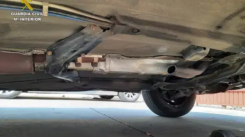 Desarticulados dos grupos criminales que robaban catalizadores de vehículos en Guadalajara Desarticulados dos grupos criminales que robaban catalizadores de vehículos en Guadalajara