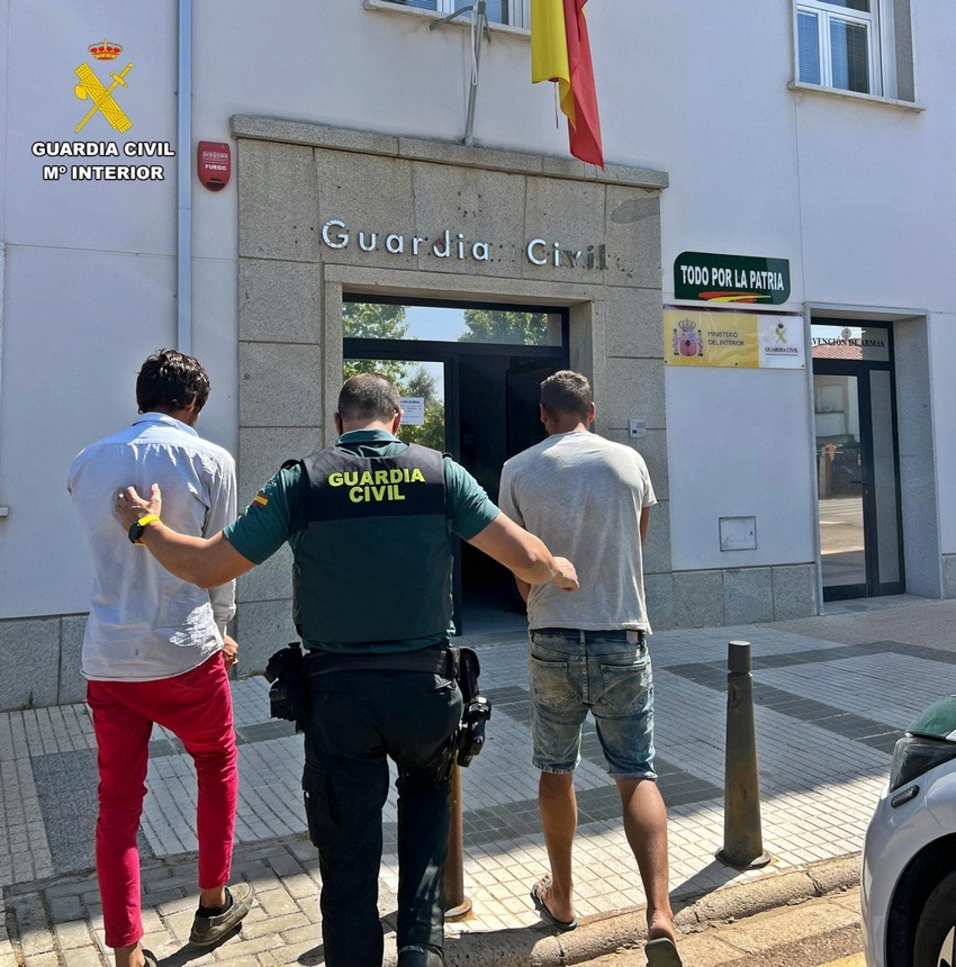Dos detenidos por el robo del cableado público de Villalba de los Barros que provocó cortes de luz Dos detenidos por el robo del cableado público de Villalba de los Barros que provocó cortes de luz