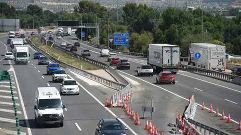 La DGT propone pagar un euro diario por circular La DGT propone pagar un euro diario por circular