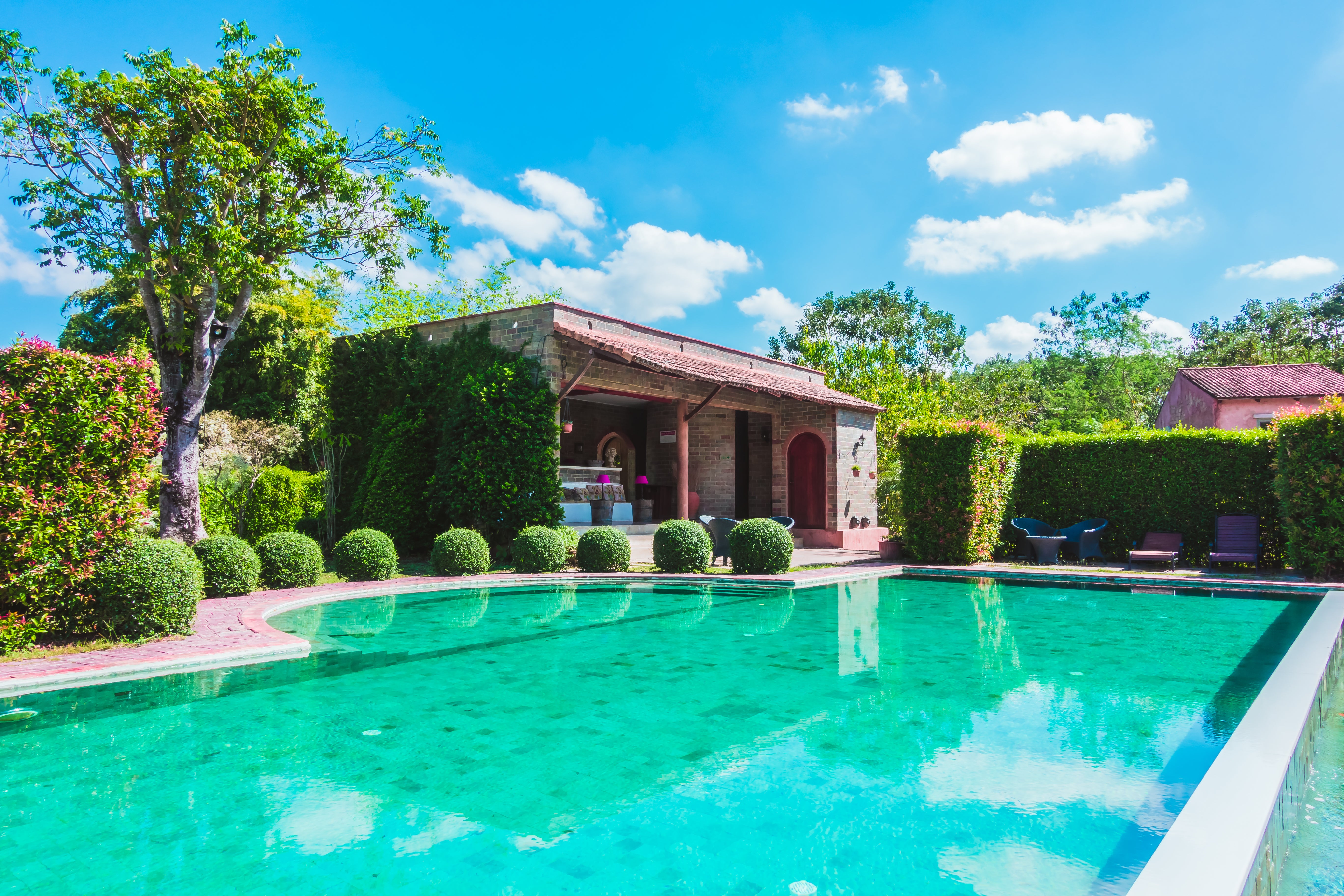 Casas con piscina y un nuevo podcast conversacional con... Lalmohada Casas con piscina y un nuevo podcast conversacional con... Lalmohada