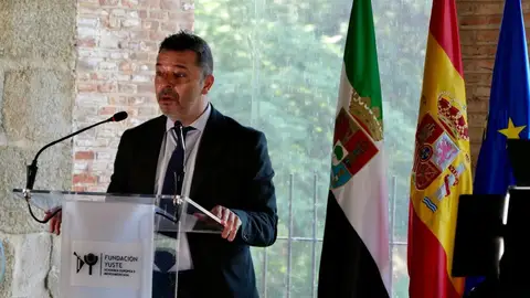 La Junta de Extremadura reivindica el valor de la Transición española como ejemplo de sabiduría política y generosidad La Junta de Extremadura reivindica el valor de la Transición española como ejemplo de sabiduría política y generosidad