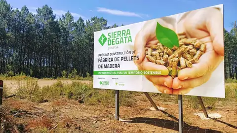Empieza la construcción de una planta de pellets en Villasbuenas de Gata que creará más de 15 empleos directos Empieza la construcción de una planta de pellets en Villasbuenas de Gata que creará más de 15 empleos directos