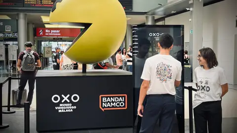 PAC-MAN desembarca en Málaga con una figura gigante y una experiencia interactiva junto a OXO Museo del Videojuego PAC-MAN desembarca en Málaga con una figura gigante y una experiencia interactiva junto a OXO Museo del Videojuego