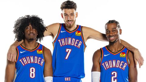 El campeón Thunder tira la casa por la ventana