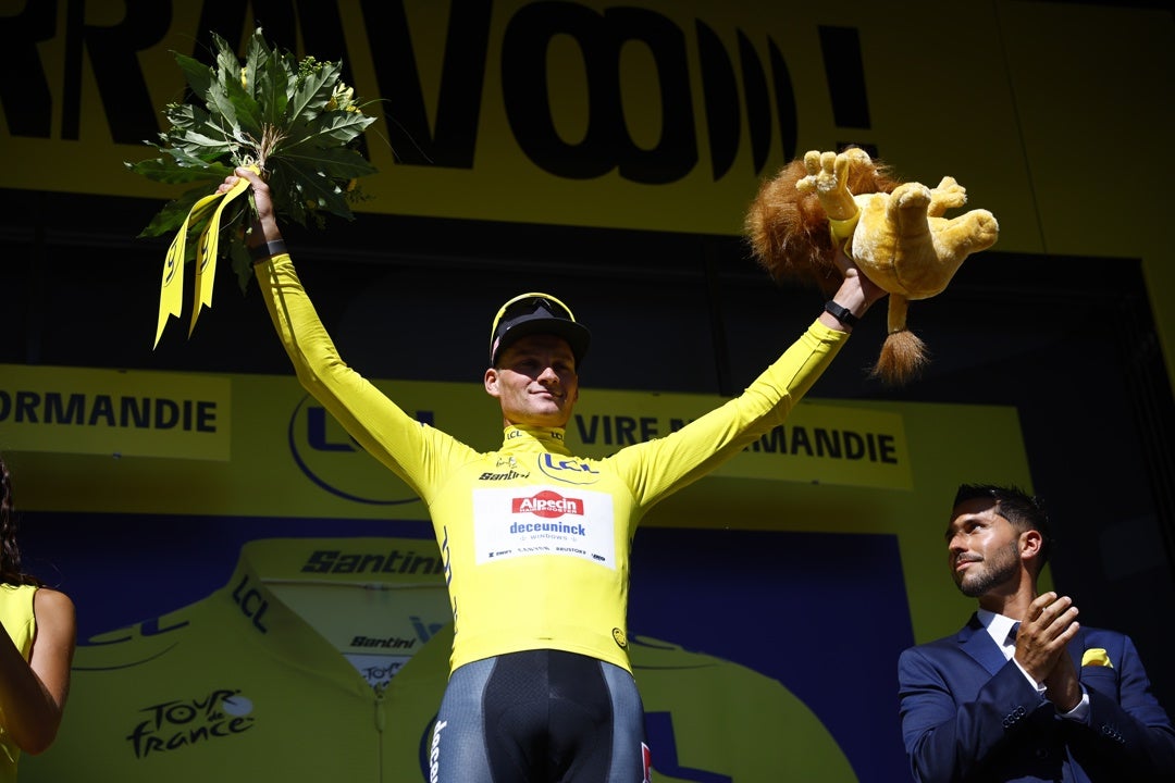 Healy gana la sexta etapa y Van der Poel recupera el maillot amarillo Healy gana la sexta etapa y Van der Poel recupera el maillot amarillo