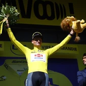 Healy gana la sexta etapa y Van der Poel recupera el maillot amarillo Healy gana la sexta etapa y Van der Poel recupera el maillot amarillo