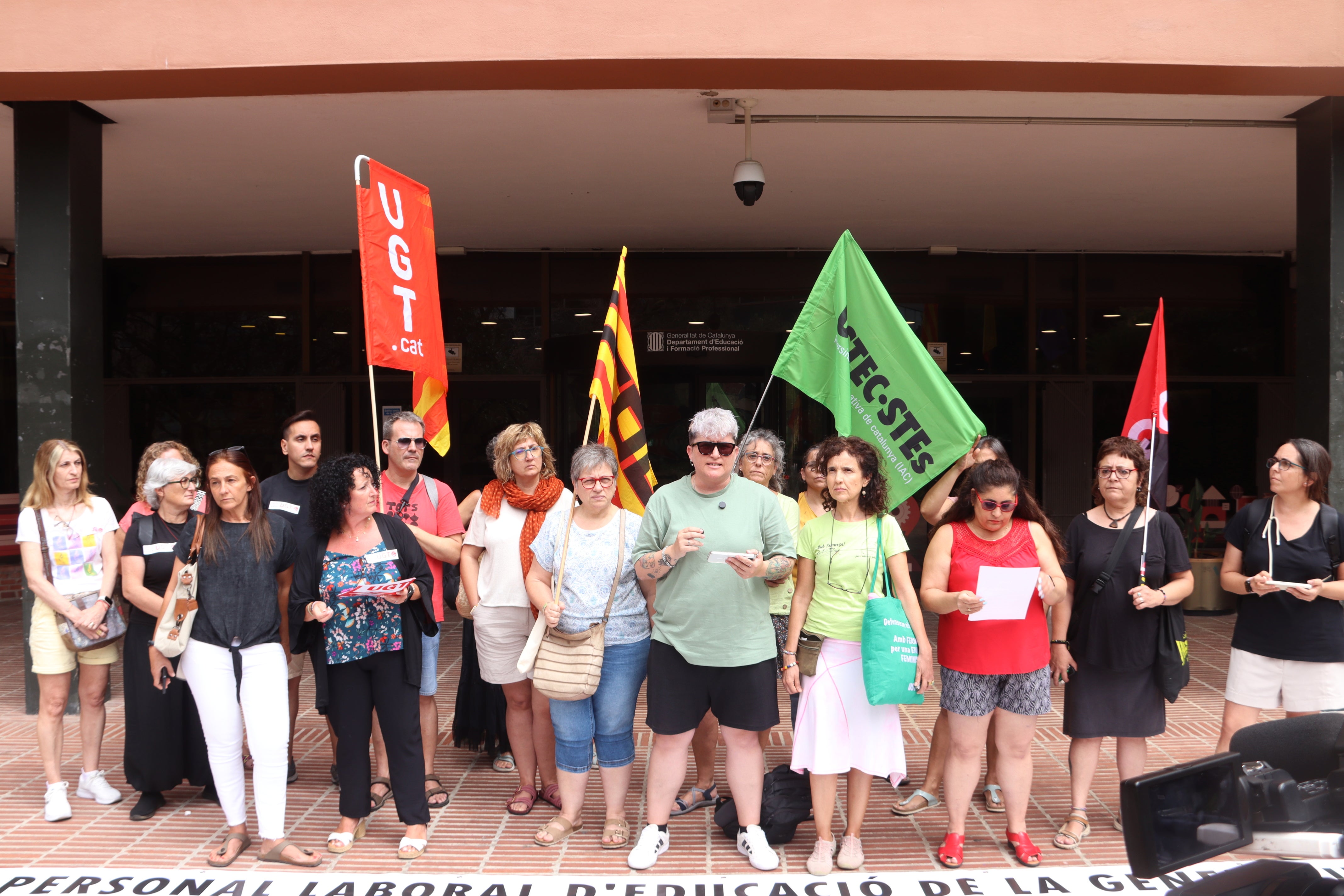 Els sindicats demanen millores per a la situació “precària” del personal educatiu Els sindicats demanen millores per a la situació “precària” del personal educatiu
