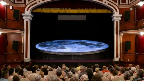 El Festival Hispanoamericano del Siglo de Oro, Clásicos en Alcalá, cierra su XXIV edición con casi 17.000 espectadores y veinte llenos absolutos Representación de Clásicos en Alcalá en el Teatro Salón Cervantes