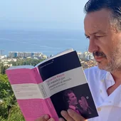 Javier García León leyendo Javier García León leyendo