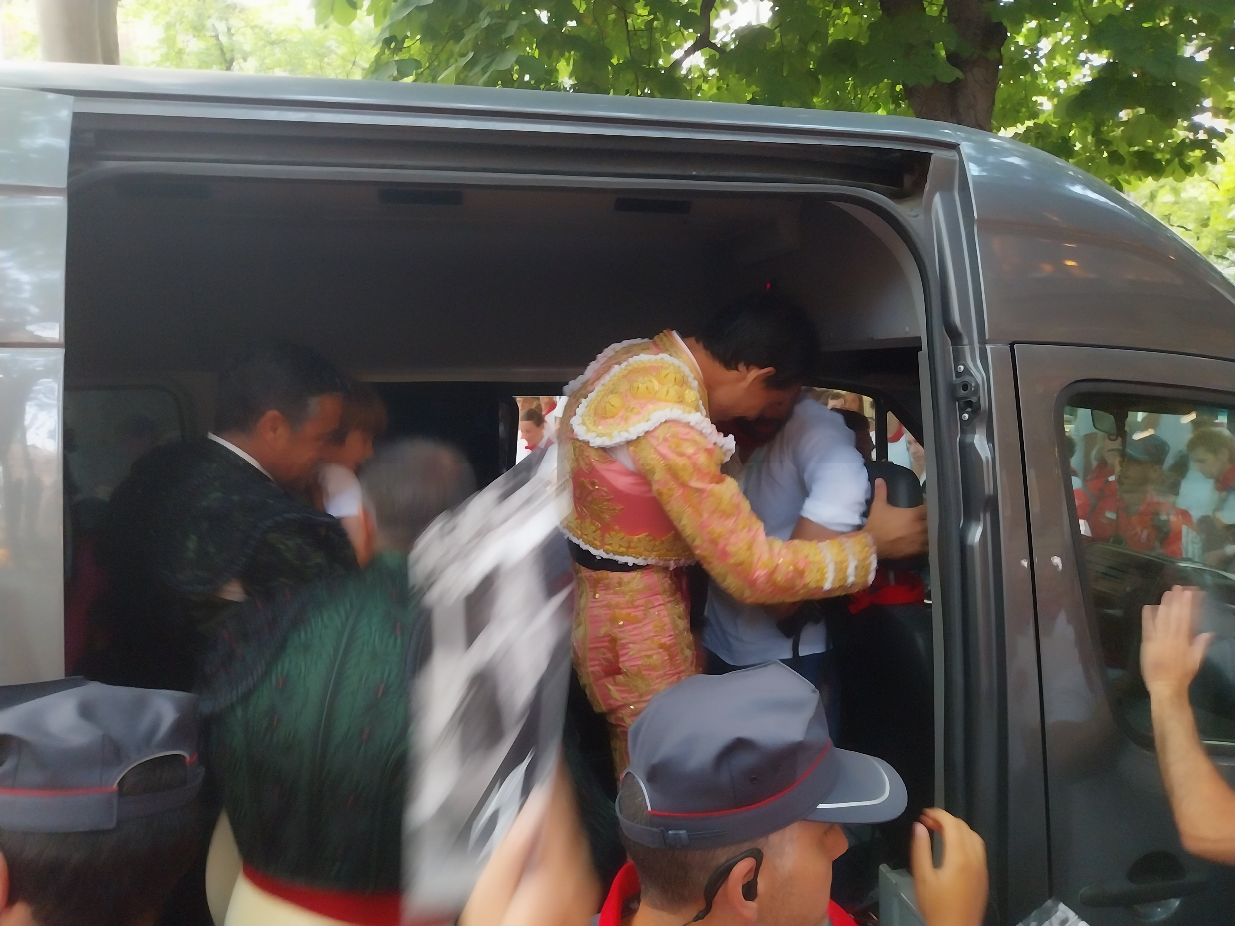 Jiménez Fortes y Fernando Adrián, a hombros Jiménez Fortes y Fernando Adrián, a hombros