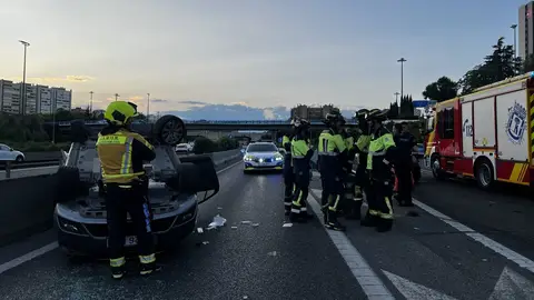 Tres heridos leves y un carril cortado por un accidente en la M-30 Tres heridos leves y un carril cortado por un accidente en la M-30