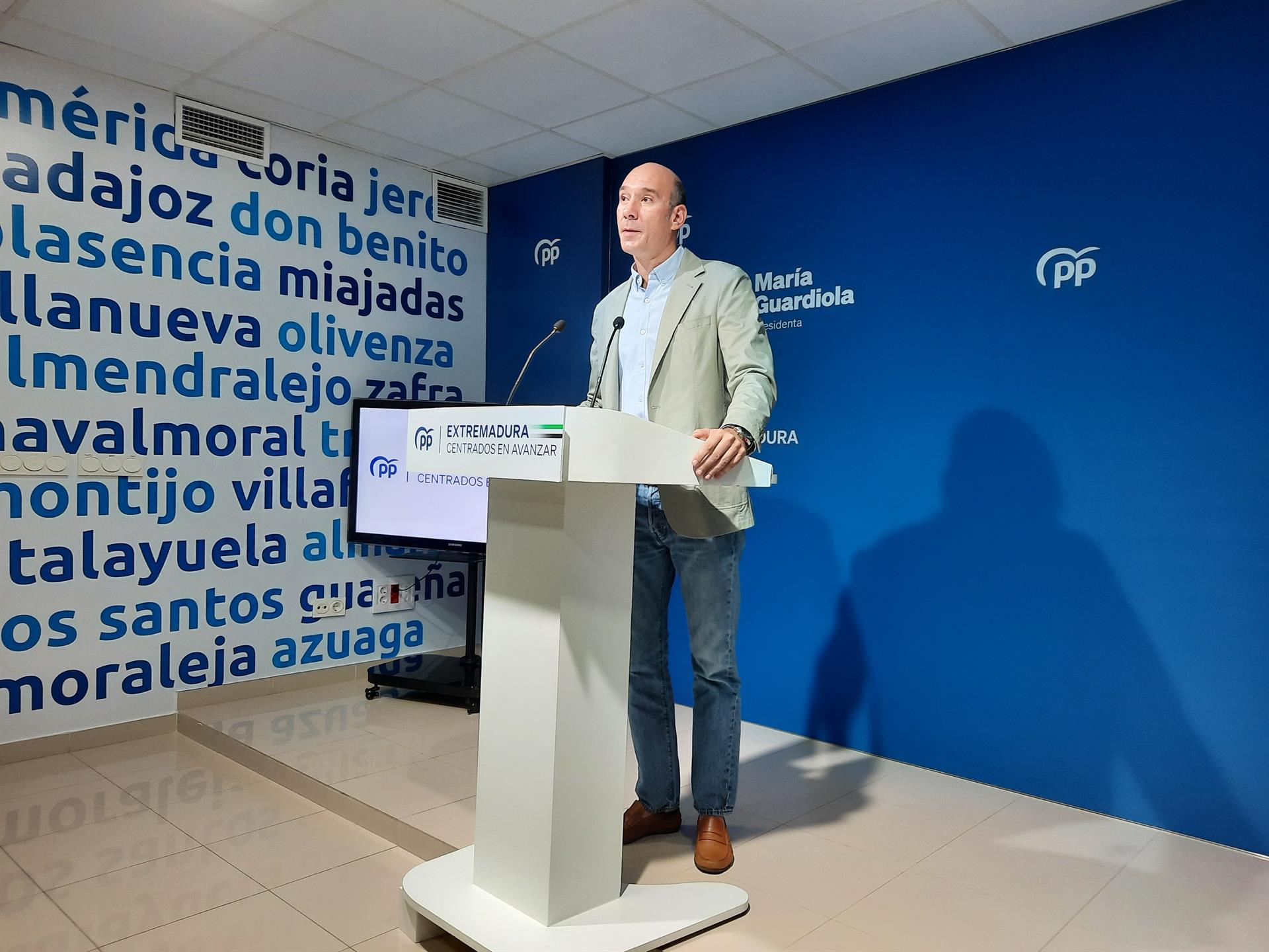 Guardiola reivindicará una financiación "justa" para Extremadura frente al "cuponazo" de Sánchez con Cataluña Guardiola reivindicará una financiación "justa" para Extremadura frente al "cuponazo" de Sánchez con Cataluña