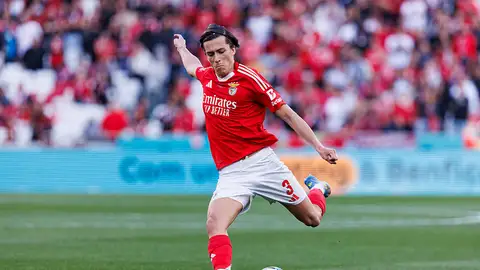 Álvaro Carreras durante un partido con el Benfica Álvaro Carreras durante un partido con el Benfica