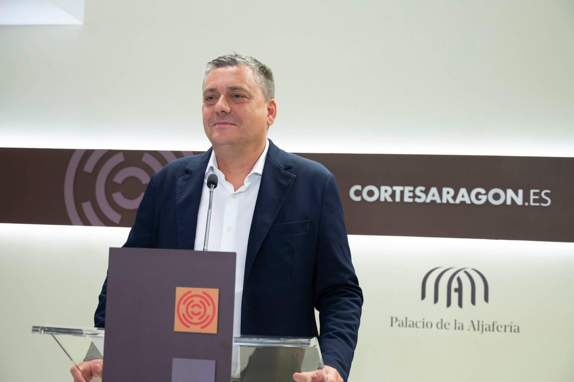 Cruce de acusaciones entre PP y PSOE por la ausencia de Azcón Cruce de acusaciones entre PP y PSOE por la ausencia de Azcón