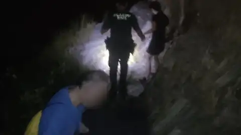 Rescatados en buen estado de salud tres senderistas que se desorientaron en una ruta en Campillo de Deleitosa Rescatados en buen estado de salud tres senderistas que se desorientaron en una ruta en Campillo de Deleitosa