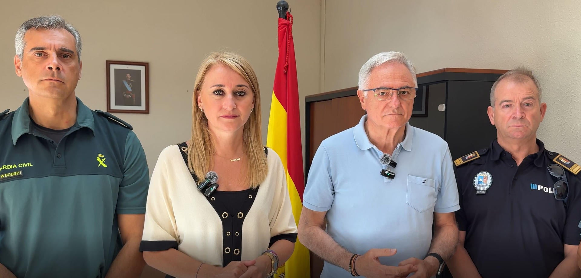 El alcalde de Torre Pacheco lanza un mensaje a los ultras: "No nos están resolviendo el problema, están creando violencia" El alcalde de Torre Pacheco lanza un mensaje a los ultras: "No nos están resolviendo el problema, están creando violencia"