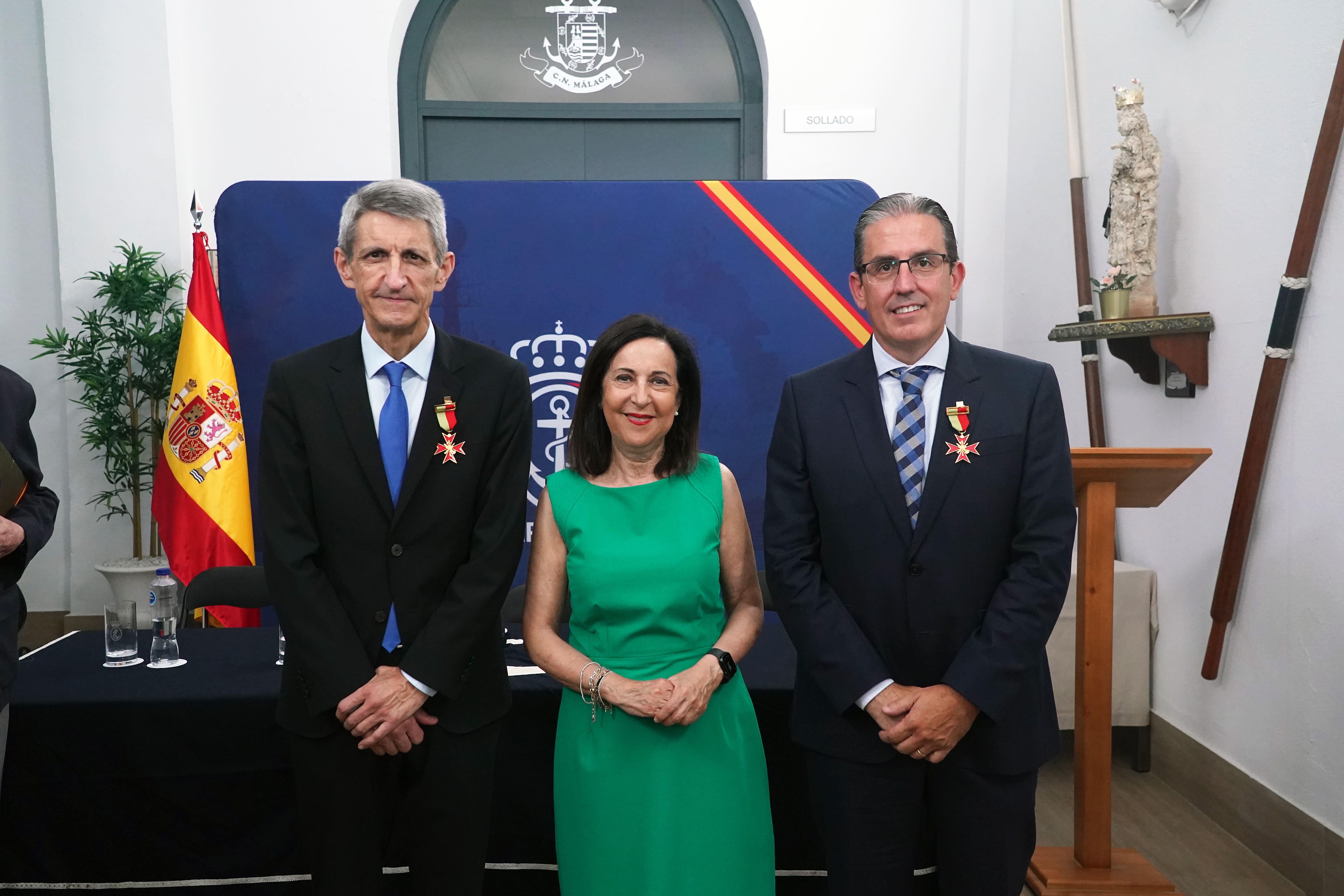El presidente de la Fundación Unicaja, y el director general de la institución, reconocidos con la Medalla de los Legionarios El presidente de la Fundación Unicaja, y el director general de la institución, reconocidos con la Medalla de los Legionarios