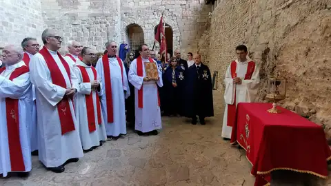 Regresa el Santo Cáliz a San Juan de la Peña Regresa el Santo Cáliz a San Juan de la Peña