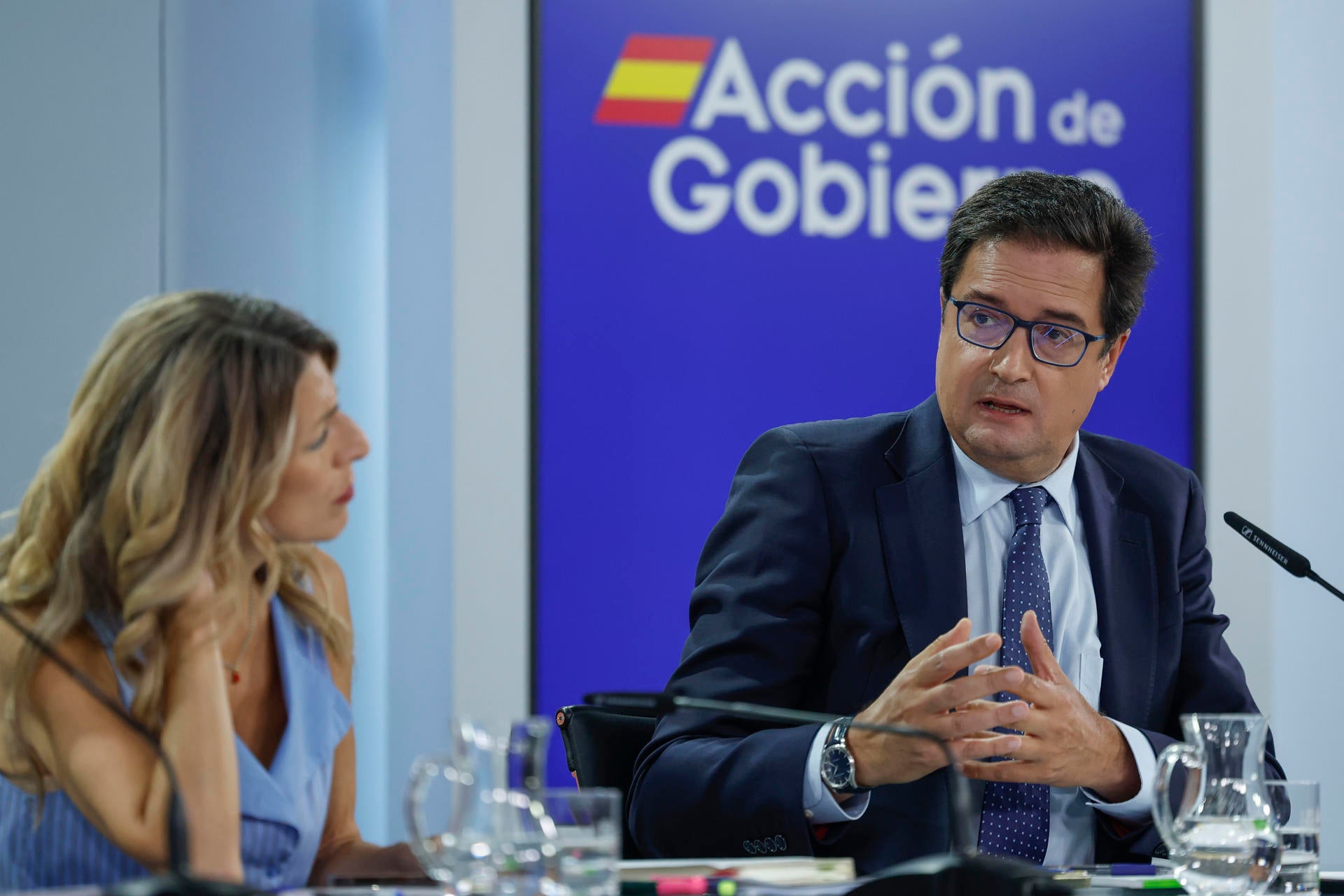 El Gobierno lanza la oferta pública de empleo de 2025: aprueba 36.588 plazas para funcionarios El Gobierno lanza la oferta pública de empleo de 2025: aprueba 36.588 plazas para funcionarios