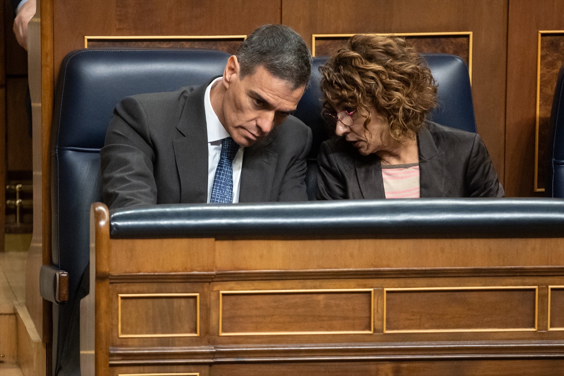 El Gobierno se queda solo en el debate sobre la financiación de Cataluña: no convence ni a Junts ni a ERC El Gobierno se queda solo en el debate sobre la financiación de Cataluña: no convence ni a Junts ni a ERC