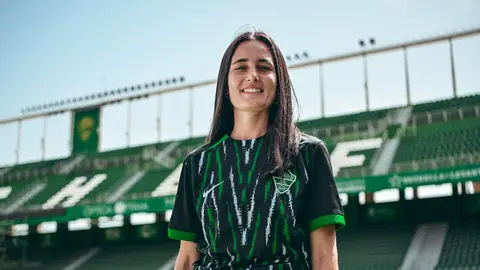 Bea Prades, el nuevo fichaje del Elche Femenino. Bea Prades, el nuevo fichaje del Elche Femenino.