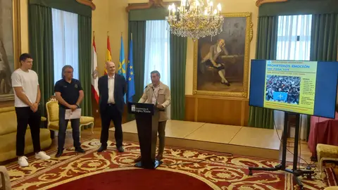 Presentación en el Ayuntamiento Presentación en el Ayuntamiento
