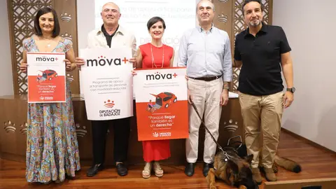 La Diputación de Badajoz lanza un programa de apoyo al transporte de personas con movilidad reducida para asociaciones La Diputación de Badajoz lanza un programa de apoyo al transporte de personas con movilidad reducida para asociaciones