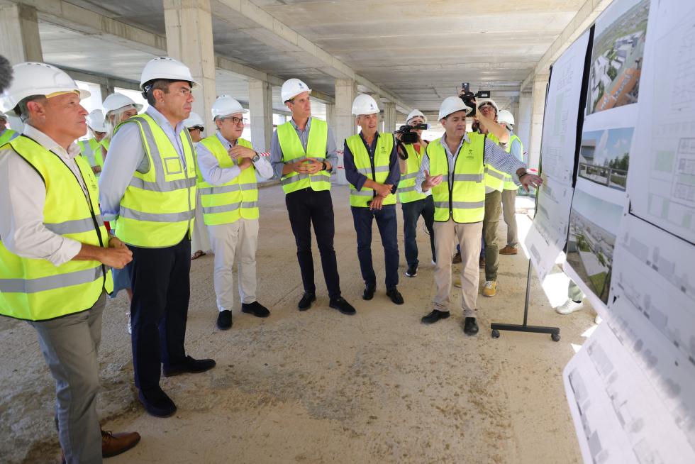 Carlos Mazón destaca una inversión del Consell superior a 60 millones en Burriana Carlos Mazón destaca una inversión del Consell superior a 60 millones en Burriana