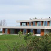 Fachada del chalet del exfutbolista del Real Madrid y Real Sociedad Xabi Alonso