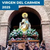 Imagen de la Virgen del Carmen en Torrevieja saliendo de la iglesia Imagen de la Virgen del Carmen en Torrevieja saliendo de la iglesia