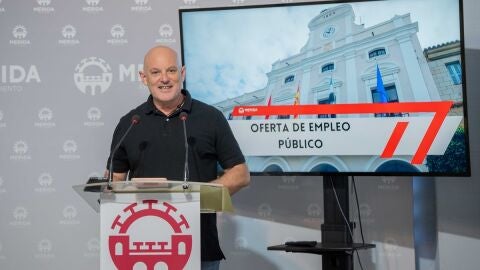 Julio C&eacute;sar Fuster