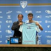 Loren Juarros con Niño en la presentación del libro 