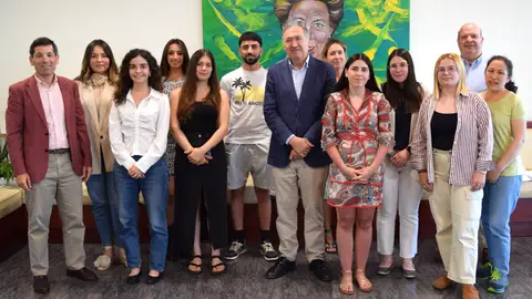 Galletas Gullón impulsa la formación de jóvenes con su programa de prácticas .