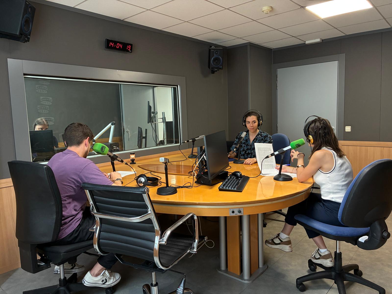 Quin paper tenen els mitjans i les xarxes a l'hora de combatre els estàndards de bellesa? Quin paper tenen els mitjans i les xarxes a l'hora de combatre els estàndards de bellesa?