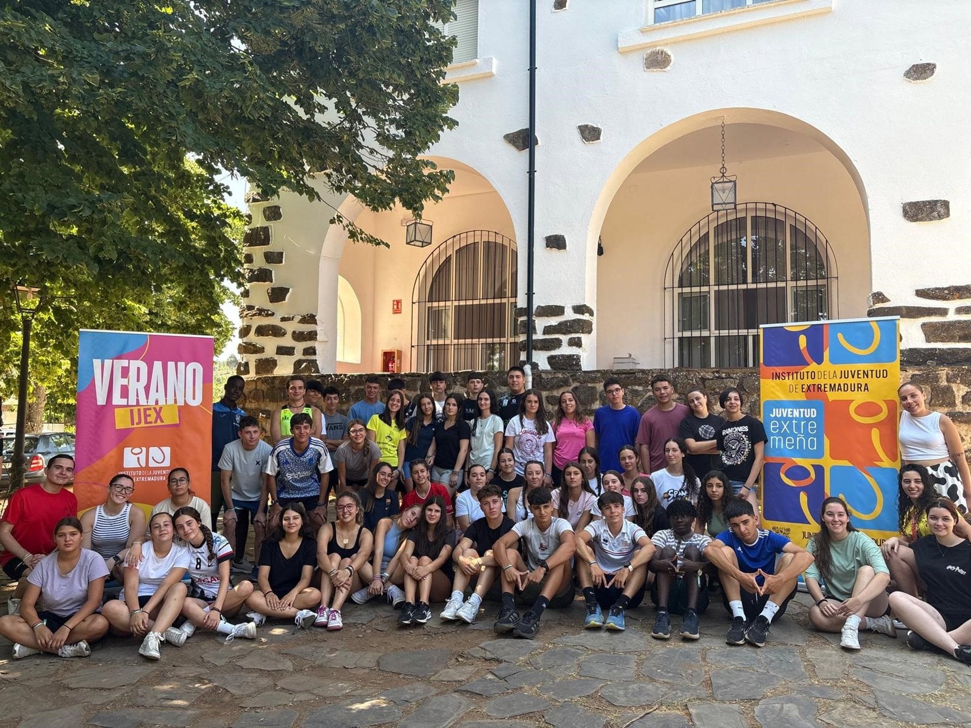 Comienzan los nuevos Campux de Verano del IJEX con actividades de ocio para jóvenes centradas en el circo y la robótica Comienzan los nuevos Campux de Verano del IJEX con actividades de ocio para jóvenes centradas en el circo y la robótica