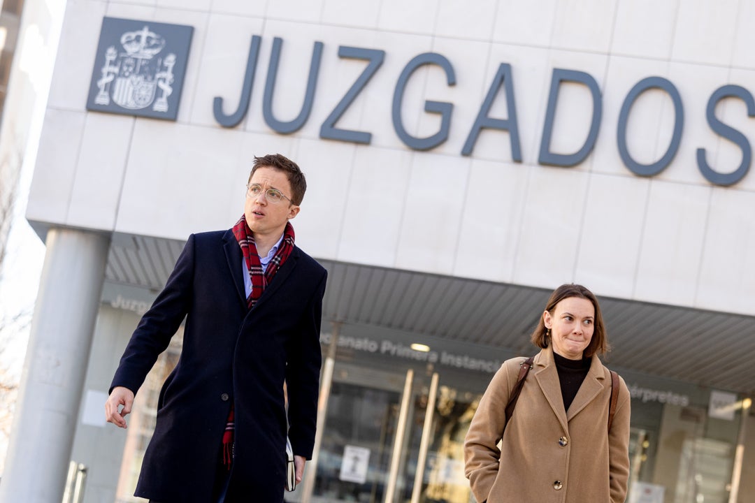 Errejón se plantea querellarse contra Elisa Mouliaá al no retractarse de sus acusaciones en redes sociales Errejón se plantea querellarse contra Elisa Mouliaá al no retractarse de sus acusaciones en redes sociales