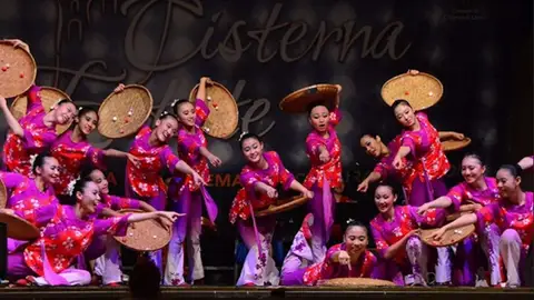 El Festival Folklórico Internacional de Extremadura celebra este jueves su primera gala en el Teatro López de Ayala El Festival Folklórico Internacional de Extremadura celebra este jueves su primera gala en el Teatro López de Ayala