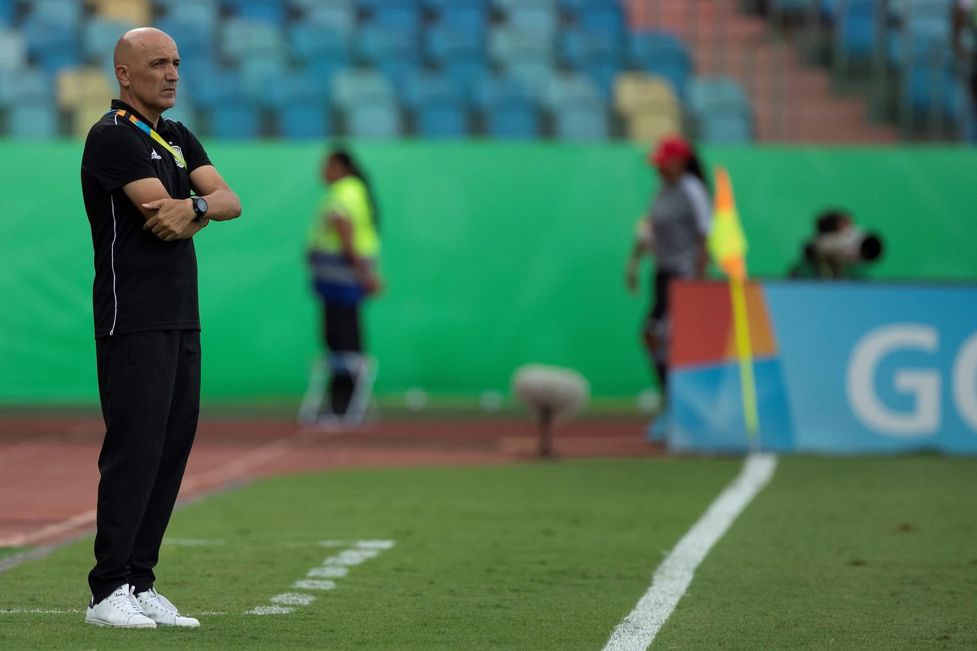 David Gordo: "Nuestro objetivo es que los jóvenes lleguen con la mejor formación posible a la absoluta" David Gordo: "Nuestro objetivo es que los jóvenes lleguen con la mejor formación posible a la absoluta"