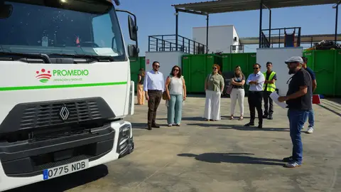 Guareña cuenta con un nuevo camión recolector de residuos urbanos Guareña cuenta con un nuevo camión recolector de residuos urbanos