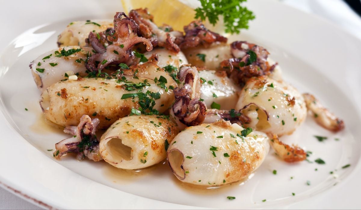 Chipirón: Tinta, sabor y tradición Chipirón: Tinta, sabor y tradición