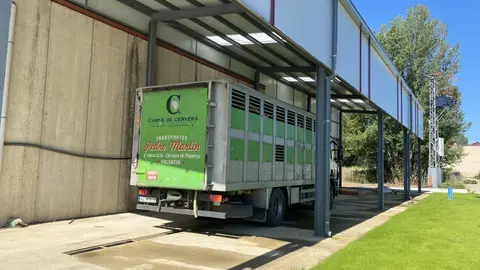 El Ayuntamiento de Cervera de Pisuerga pondrá en marcha un centro de limpieza y desinfección de vehículos ganaderos con una inversión de más de 177.000 euros .